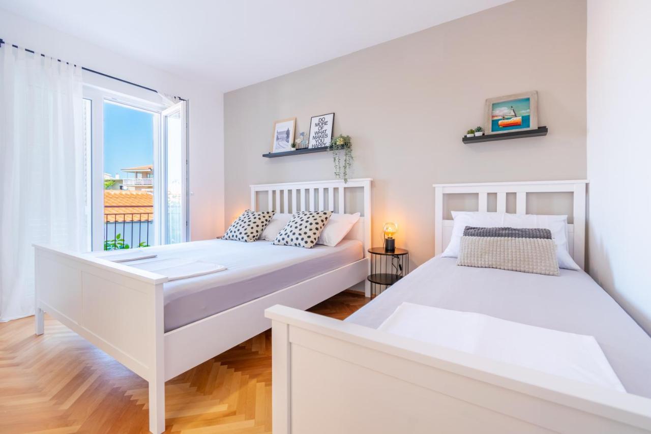 Apartmani Zora Makarska Exterior foto