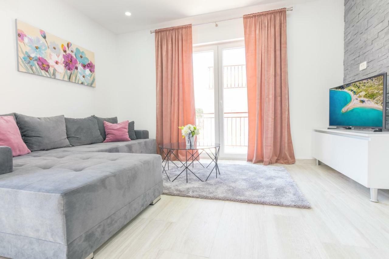 Apartmani Zora Makarska Exterior foto